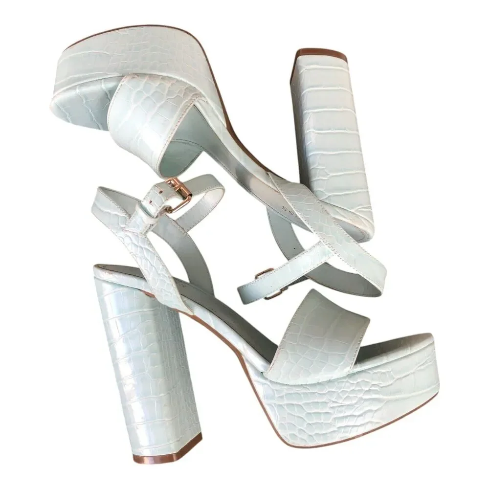 GUESS Powder Blue Y2K 80's 90's Retro Platform Chunky Heels Sz 9‎